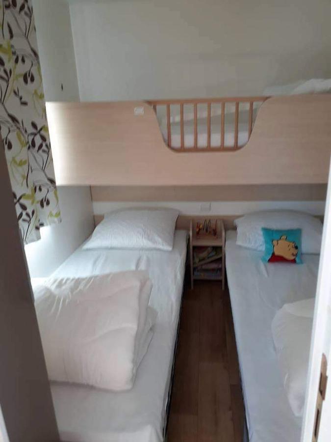 Luxueuze Stacaravan In Bredene Met Eigen Terras En Tuintje Kültér fotó