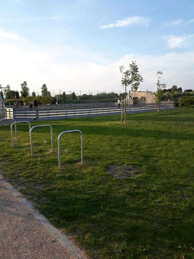 Luxueuze Stacaravan In Bredene Met Eigen Terras En Tuintje Kültér fotó